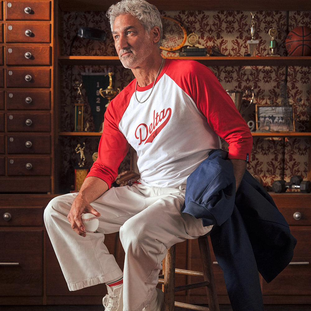 Sporty Raglan Tee – Delta Shop