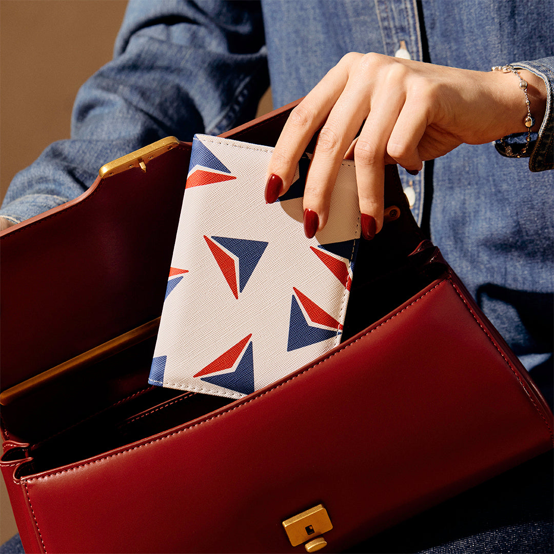 &#39;73 Classic Widget Passport Case
